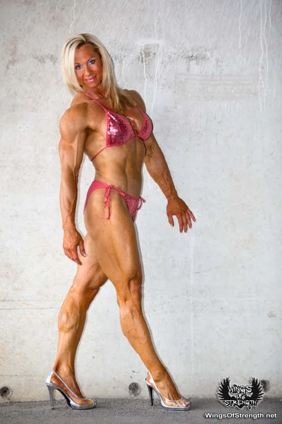 Sherry Smith photo 13 — Muscular, Caucasian