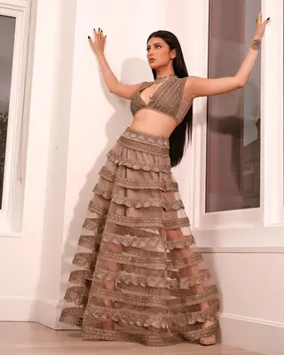 Shruti Hasan photo 24 — Actress, Artist, Influencer, Model, Musician, YouTuber, Indian