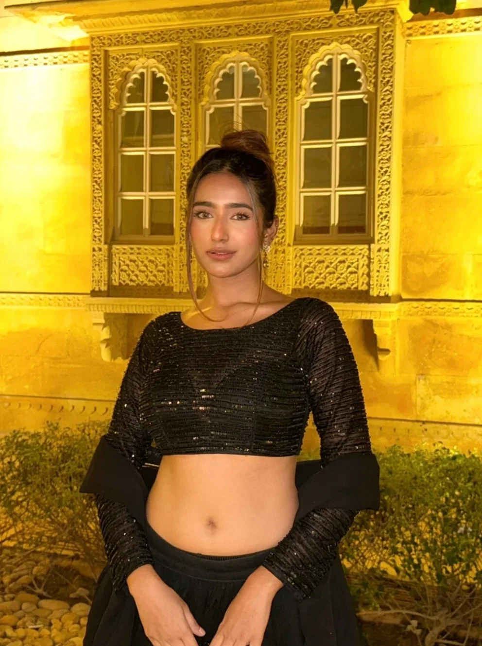 Shubhna Agarwal photo 18 — Slim, Brown