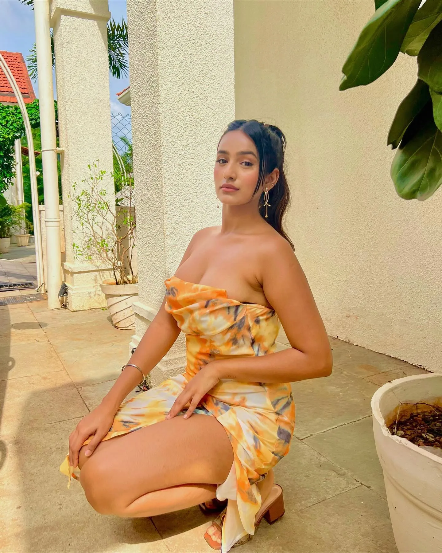 Shubhna Agarwal photo 8 — Slim, Brown