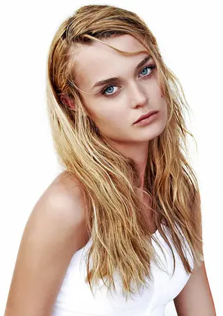 Signe Rasmussen photo 4 — Blue, Caucasian