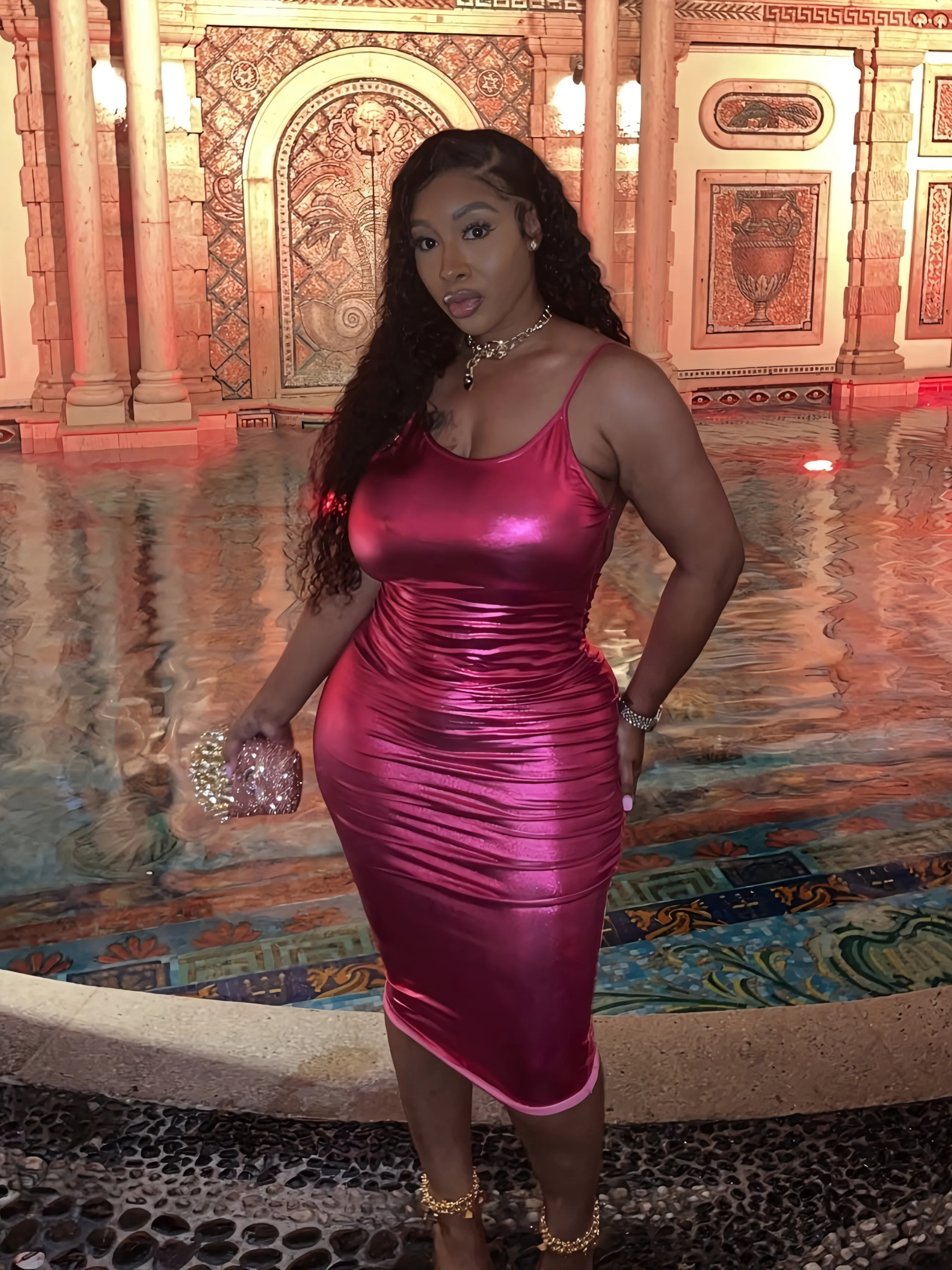 Simone Moore photo 10 — Brown, Black