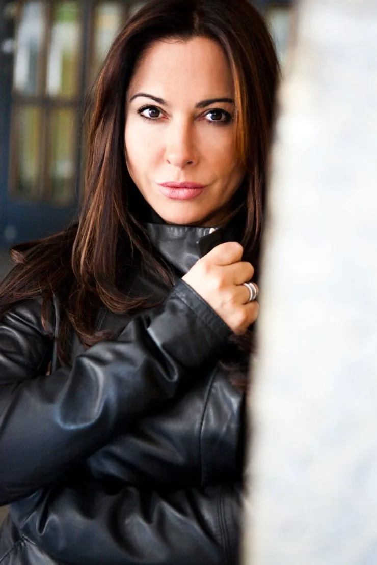 Simone Thomalla photo 4 — Brown, Caucasian