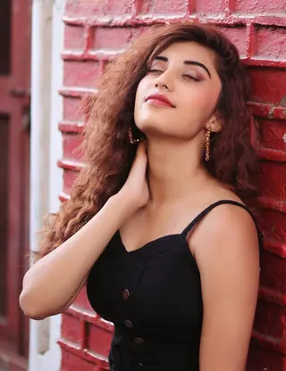 Somya Daundkar photo 7 — Indian, Auburn