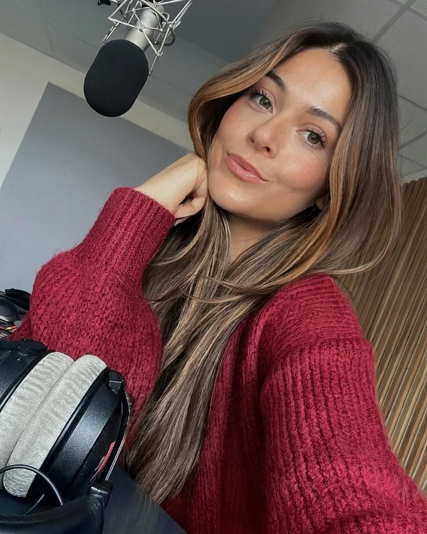 Sophia Ansari photo 6 — German, Brown