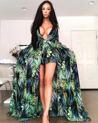 Stacey Shalene photo 1 — Canadian, Black