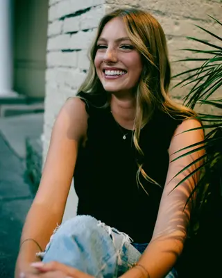 Stella Mowery photo 16 — American, Blonde