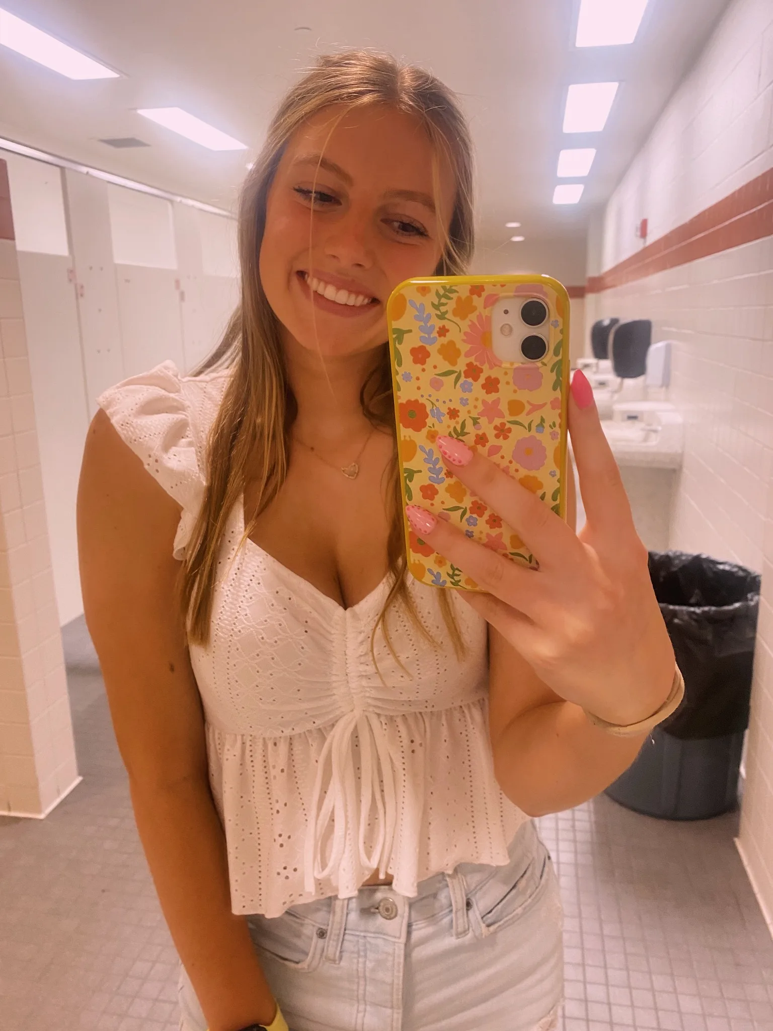 Stella Mowery photo 5 — Sportswoman: Runner, Student, American