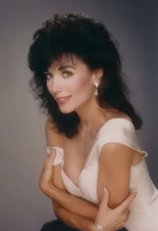 Stepfanie Kramer photo 18 — Actress, Director, Musician: Singer, Writer, American