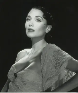 Stepfanie Kramer photo 6 — Actress, Director, Musician: Singer, Writer, American
