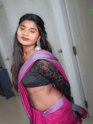 Stephina Alex photo 22 — Brown, Asian