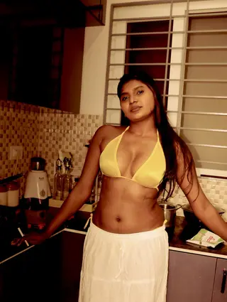 Stephina Alex photo 7 — Indian, Brown