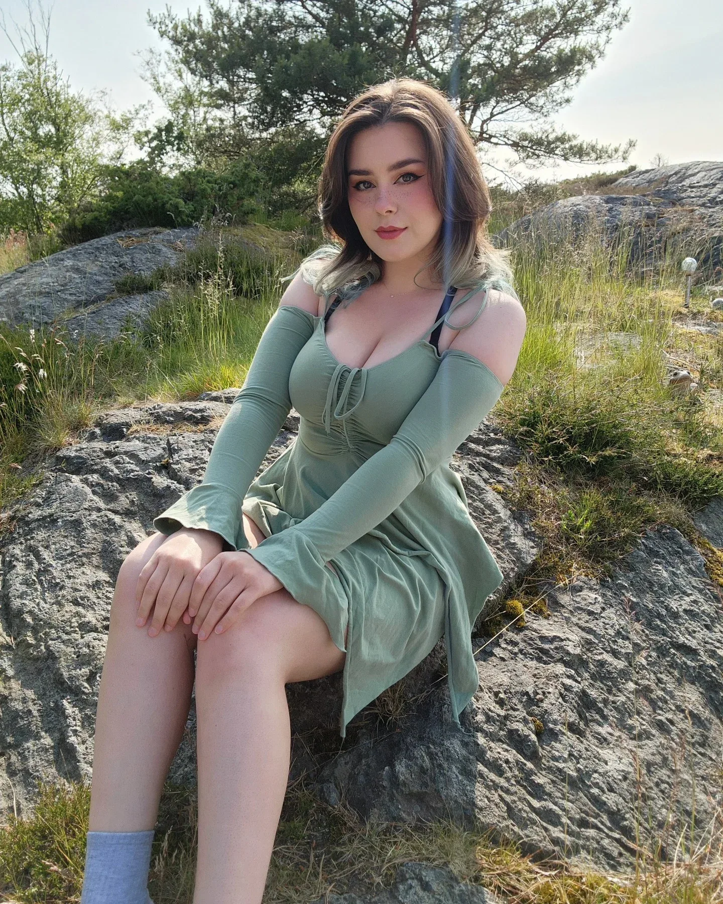 Stormfall (Twitch) photo 3 — Average, Brown