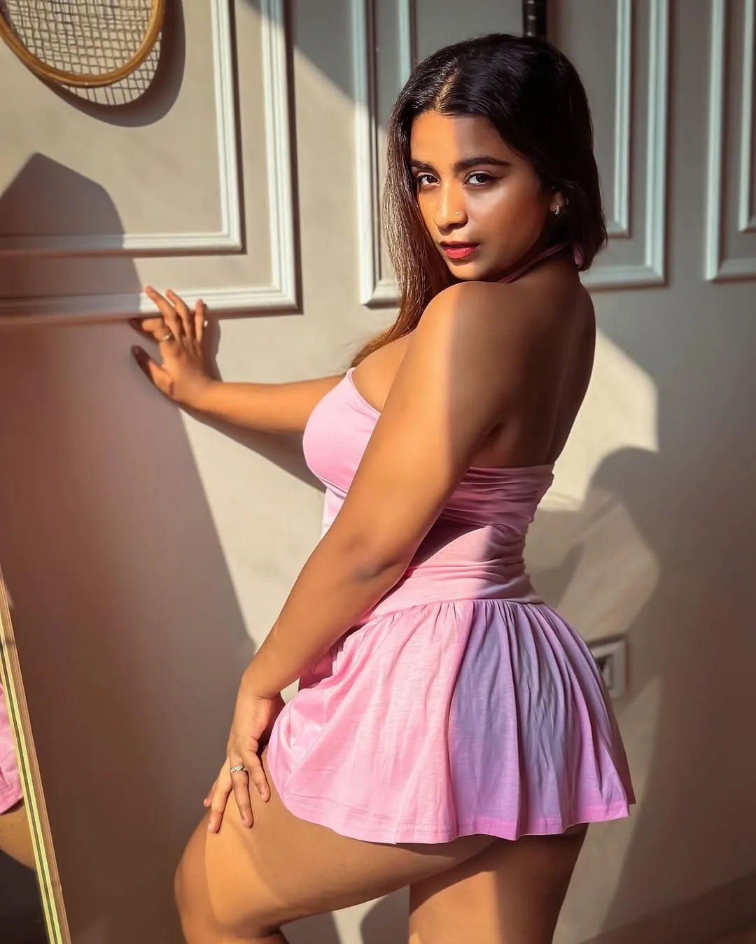 Suhana Khan (Suhu) photo 1 — Indian, Black