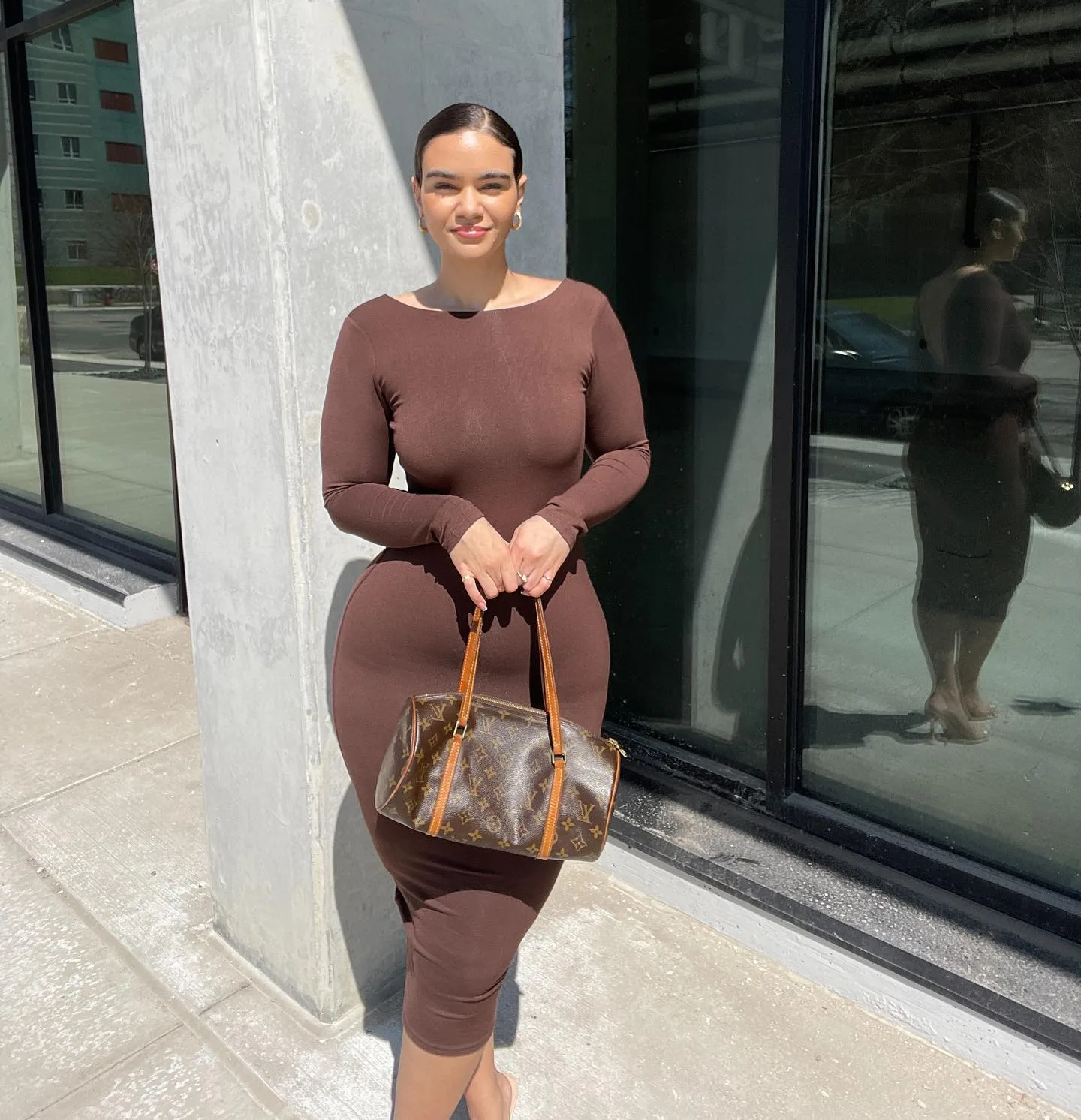 Sunny Kay photo 15 — Chubby, Brown