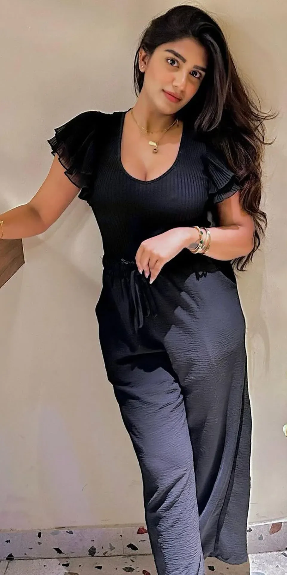 Supritha Naidu photo 21 — Slim, Brown