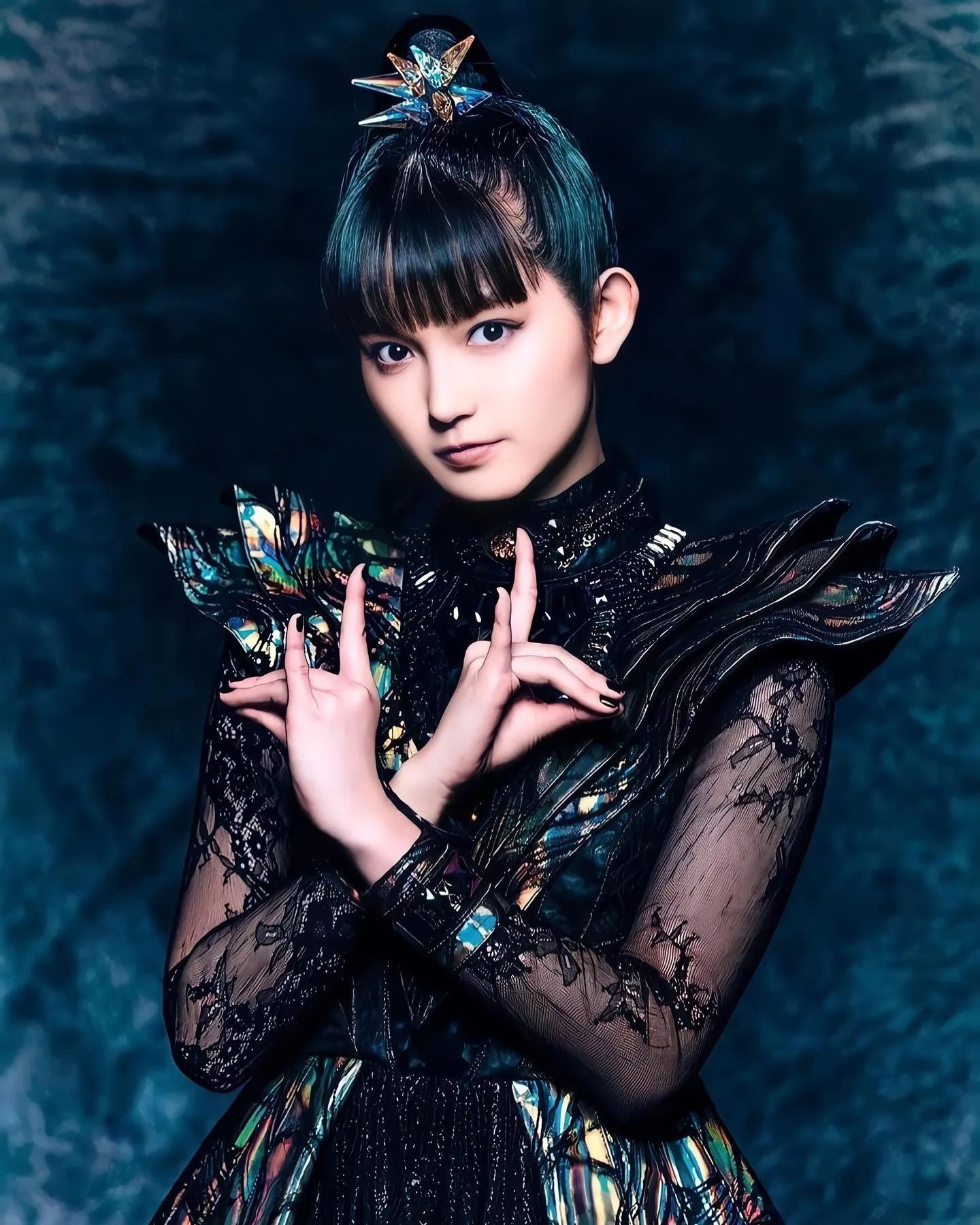 Suzuka Nakamoto photo 17 — Asian, Musician:  J-pop Idol, Musician: Singer
