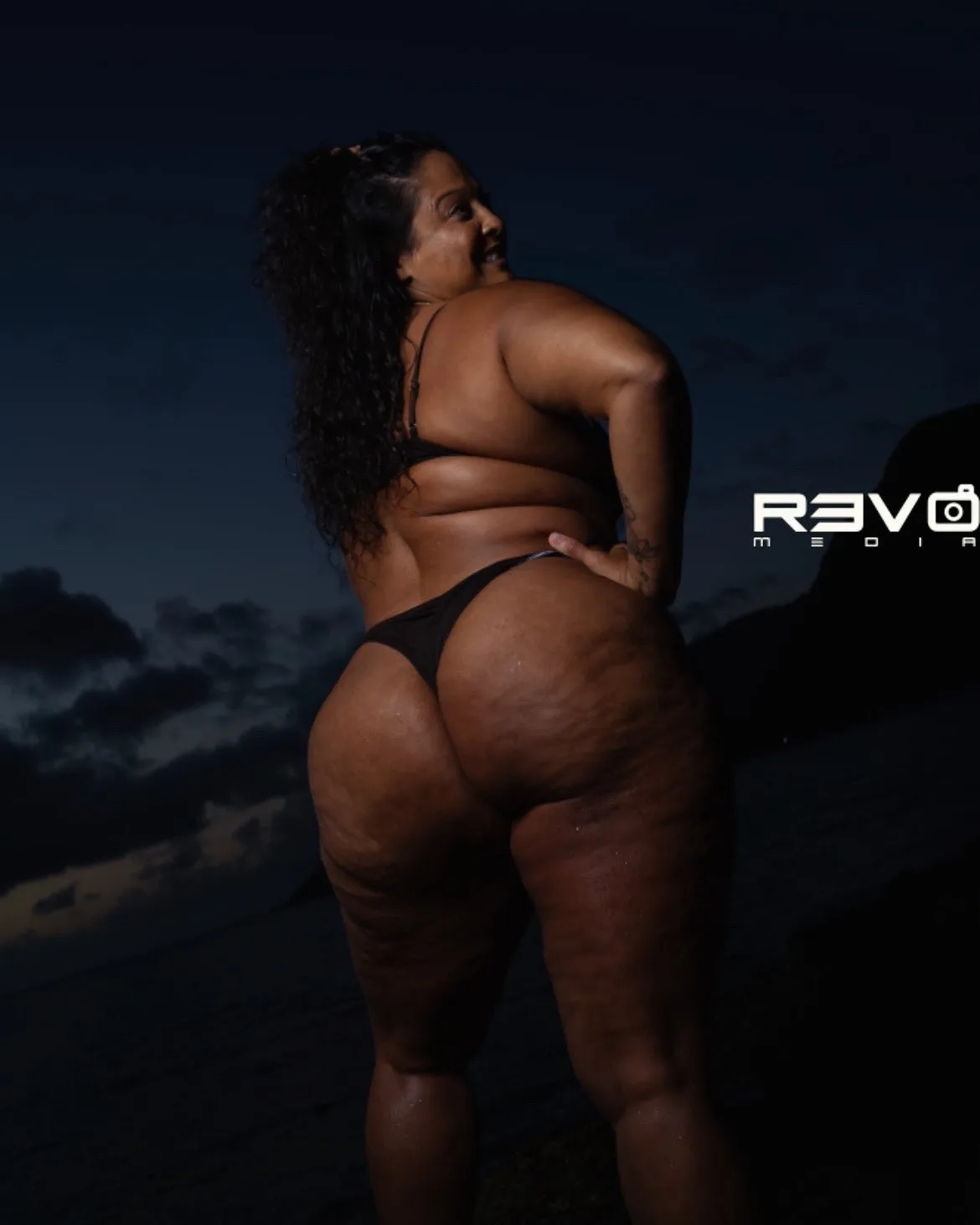 Sweettea Tina photo 11 — Mixed-race (primarily Asian), Camgirl, Plus Size Model