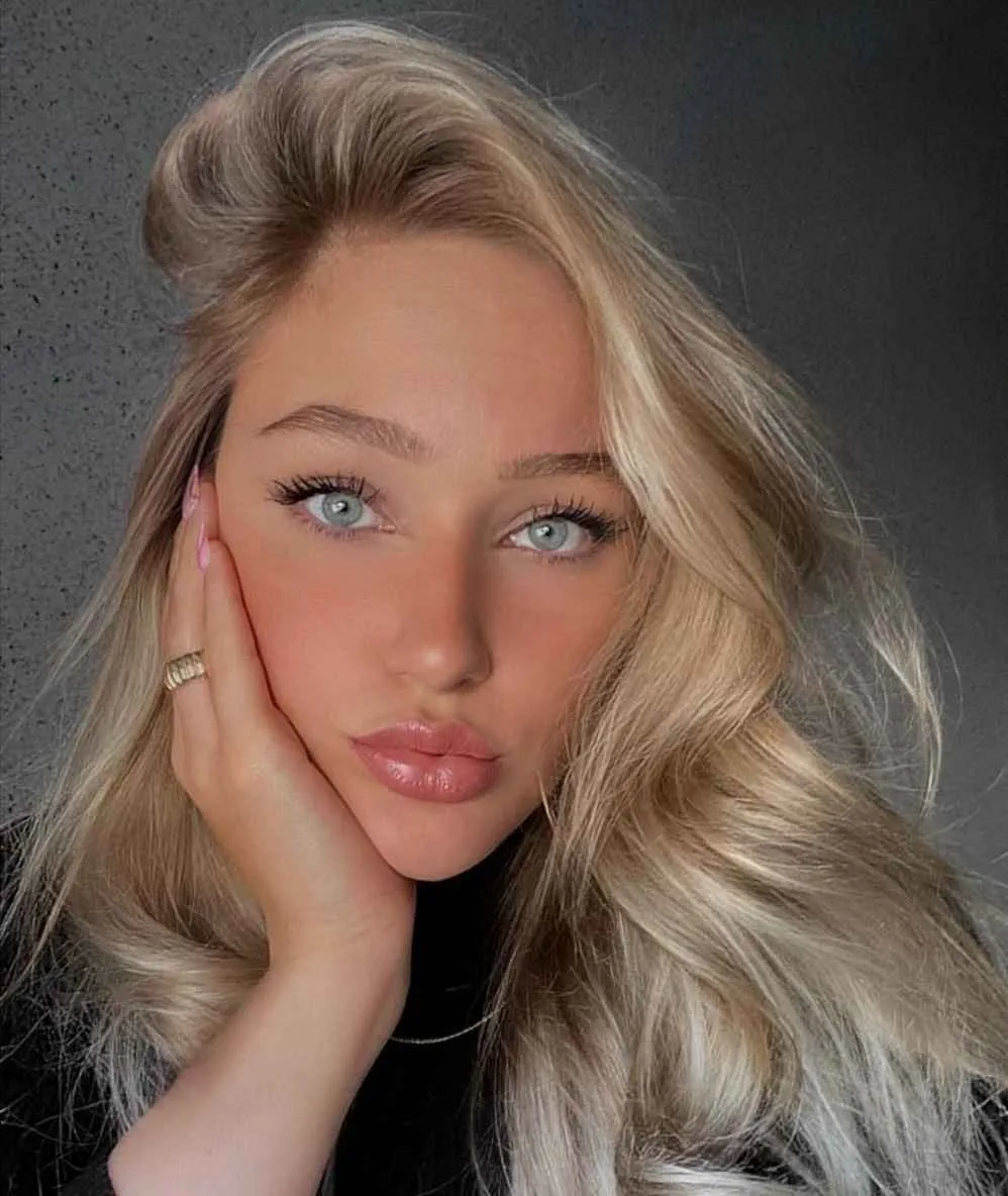 Tabea Wichern photo 1 — German, Blonde