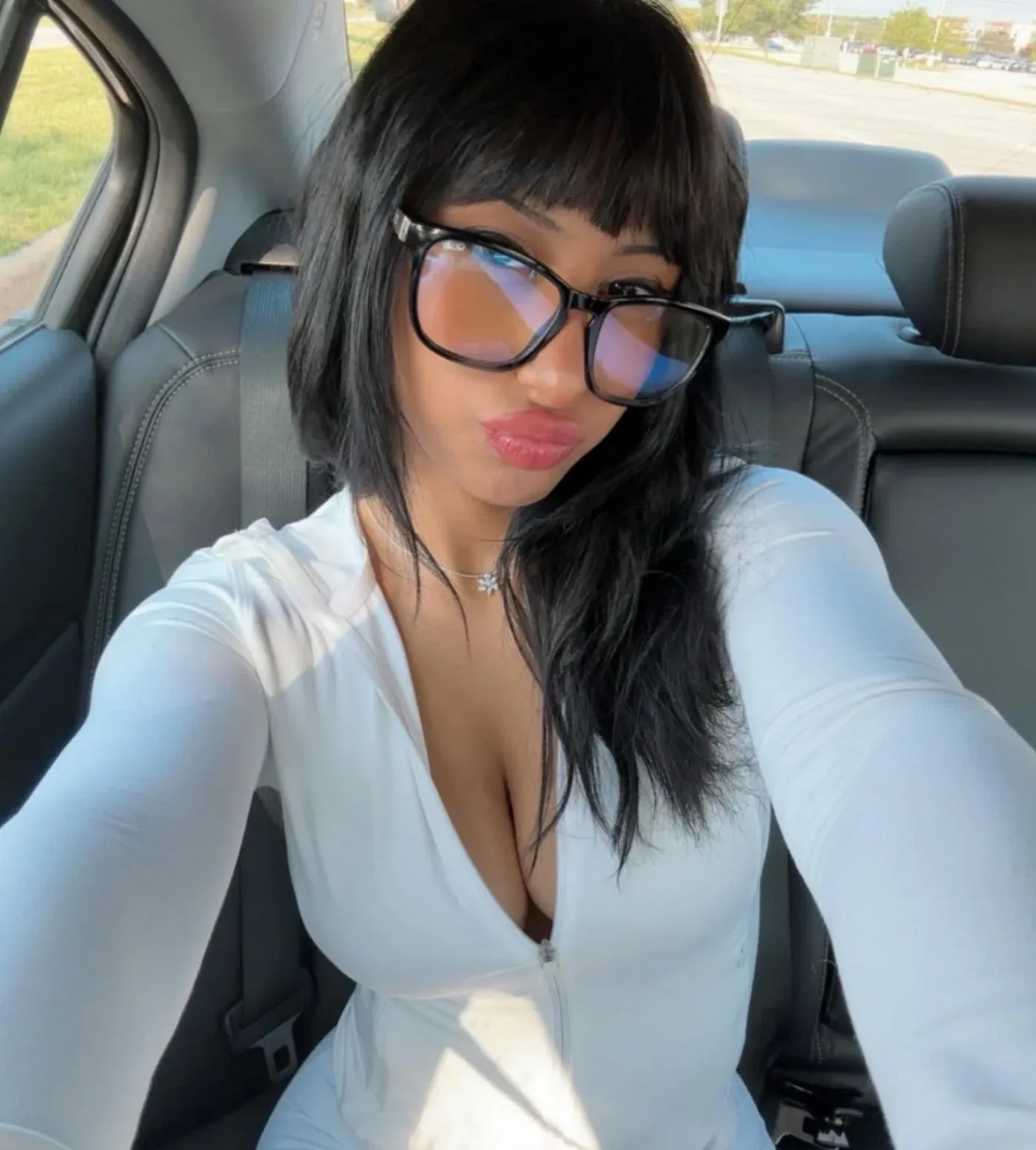 Talia Taylor photo 16 — Brown, Mixed-race (primarily Latin)