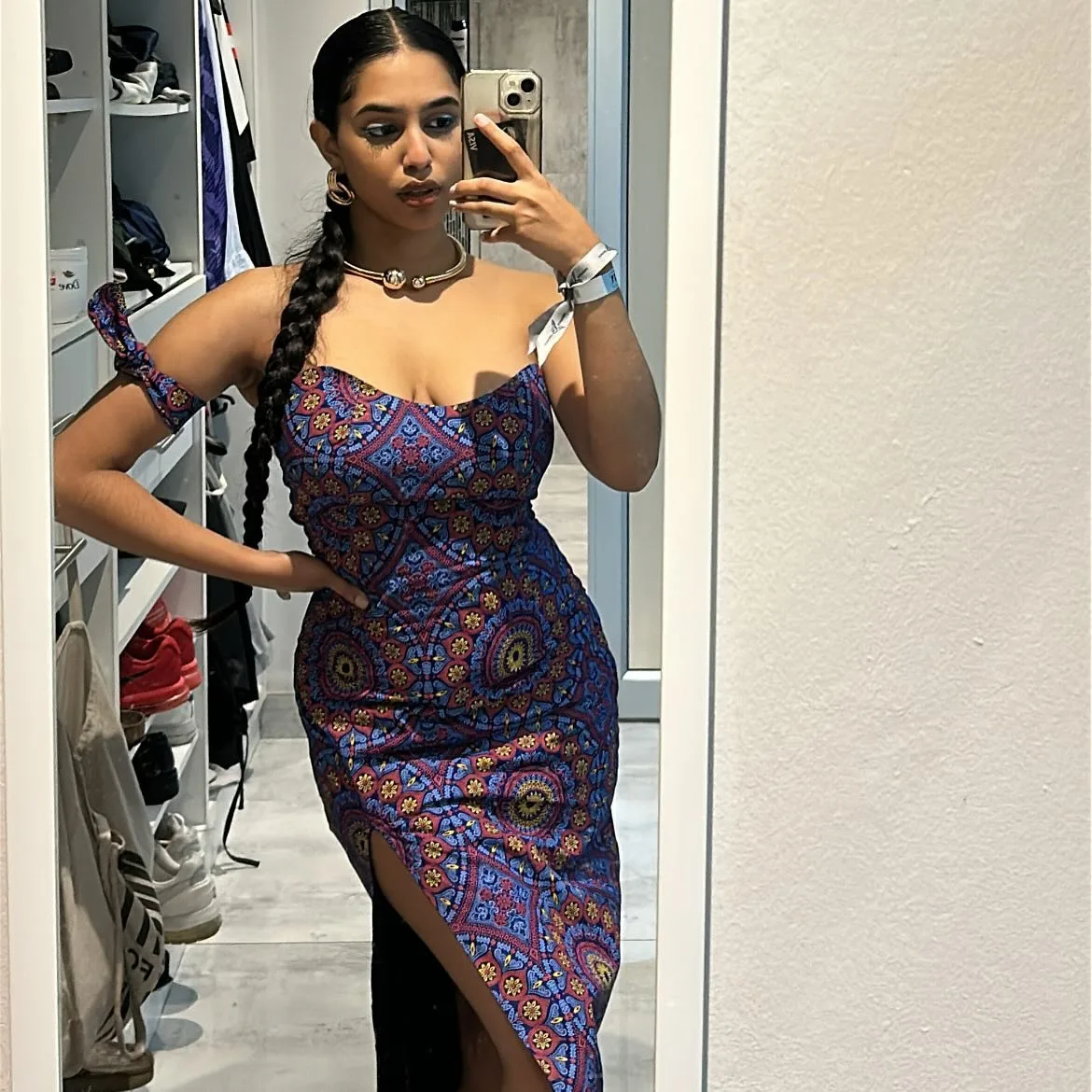 Taliya Naidu photo 2 — Black, Chubby