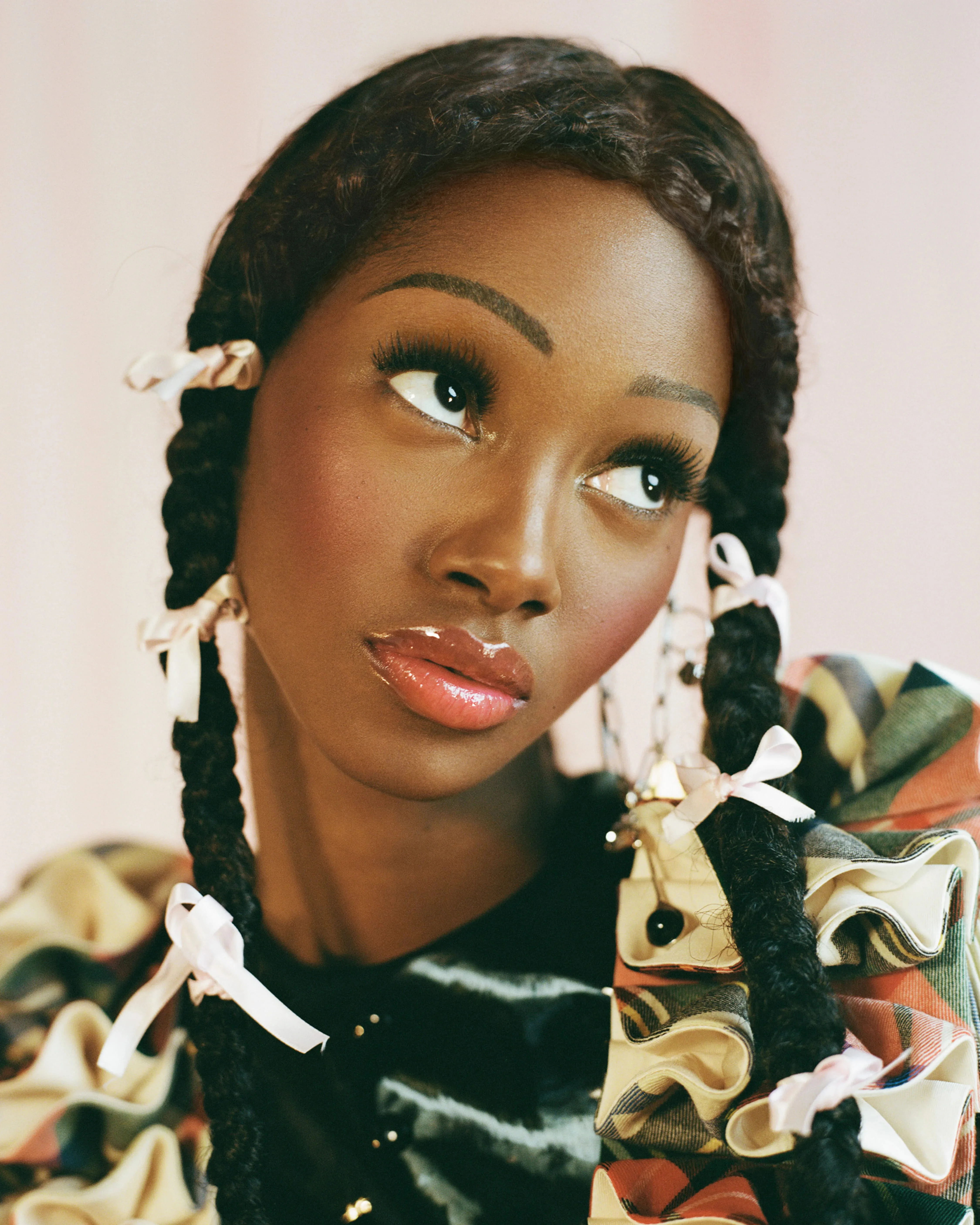 Tami Williams photo 10 — Brown, Black