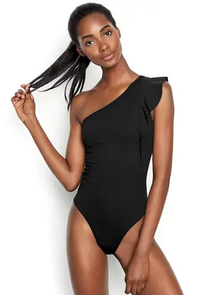 Tami Williams photo 8 — Black, Slim
