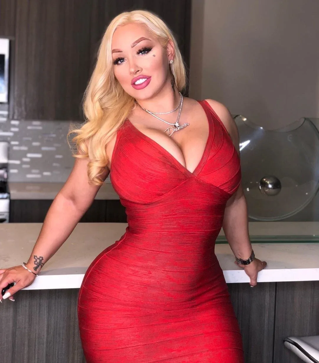 Tanya Lieder photo 1 — American, Blonde