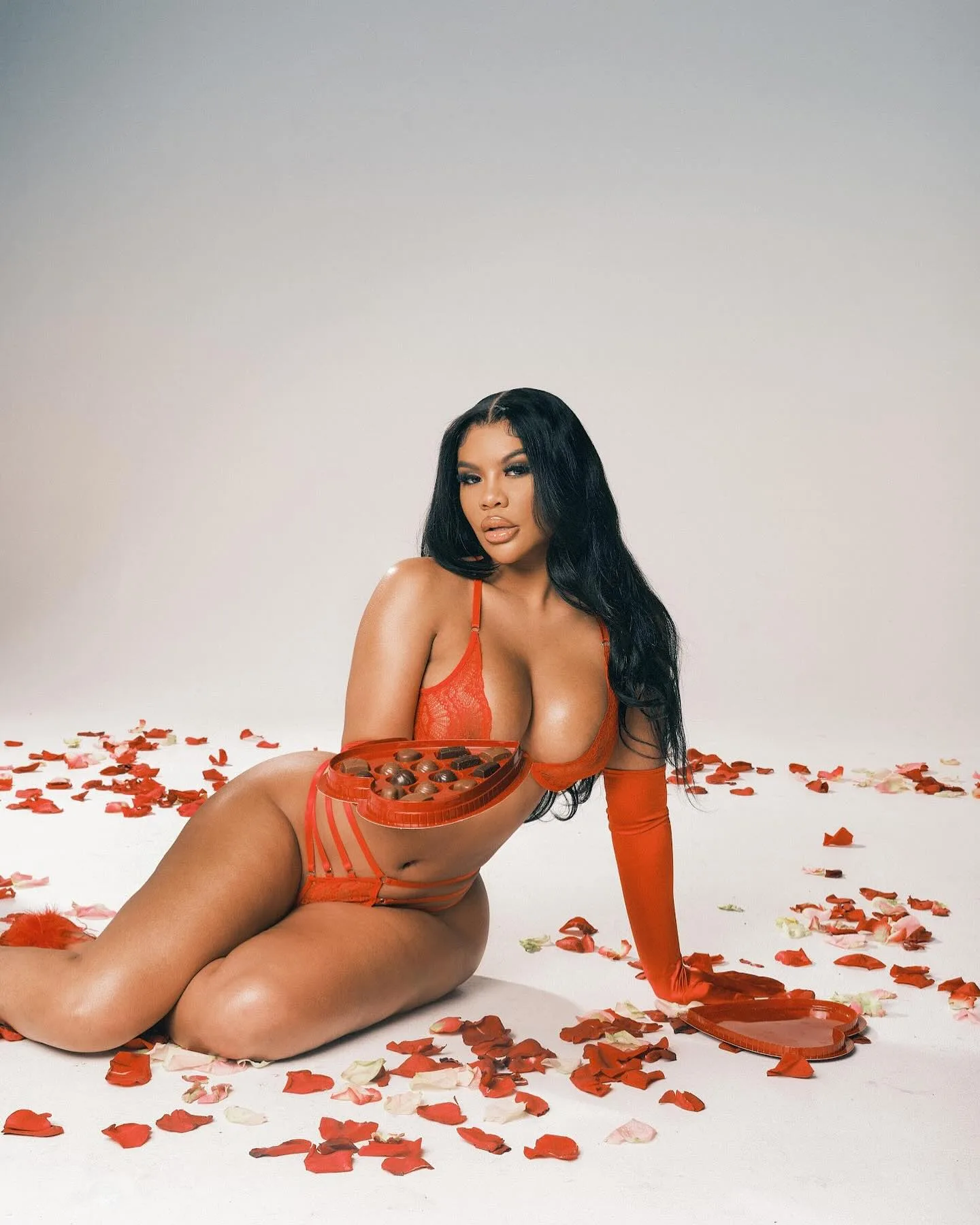 Taylor Hing photo 14 — Black, BBW