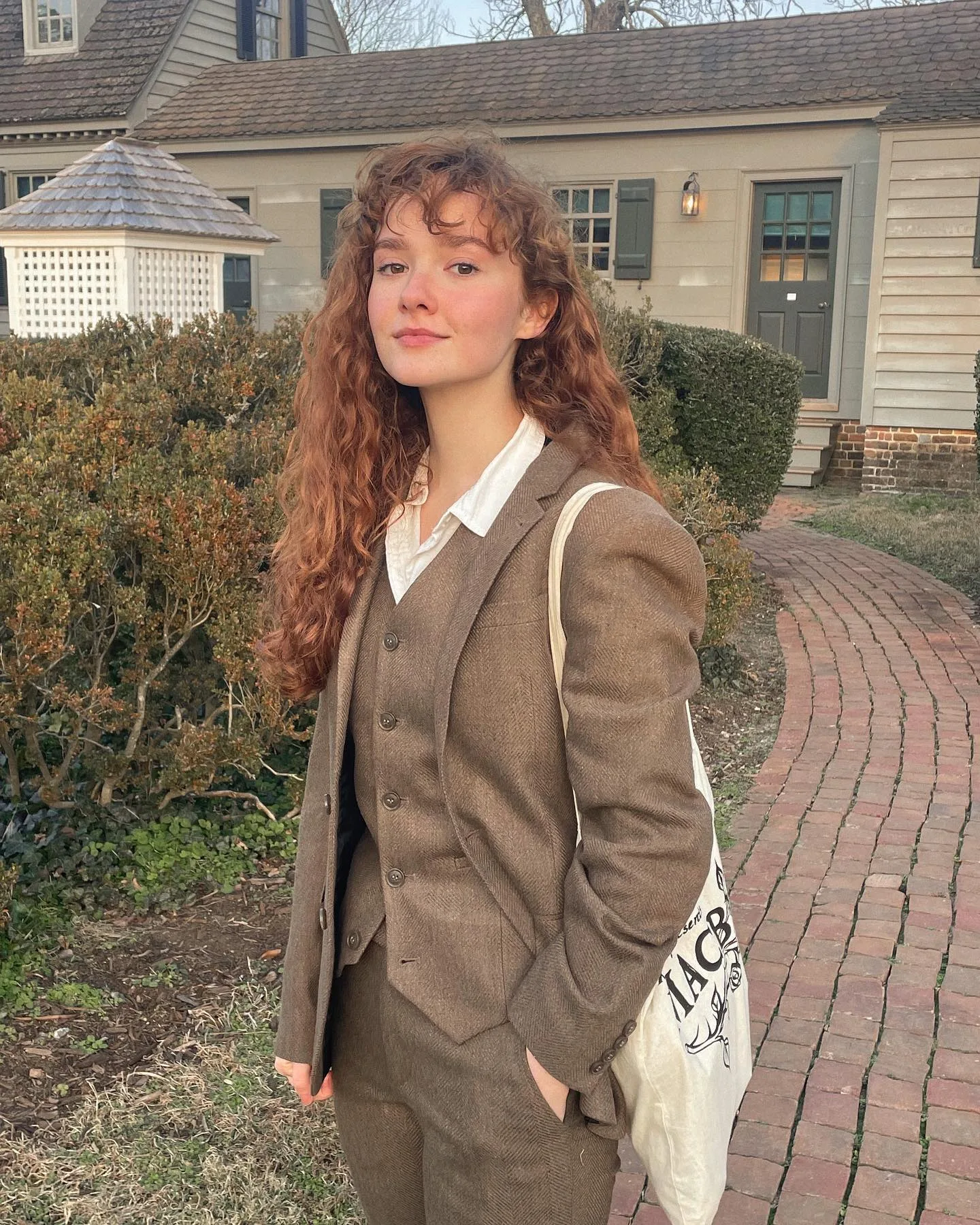 Taylor Richardson photo 11 — Caucasian, Actress, Director, Writer