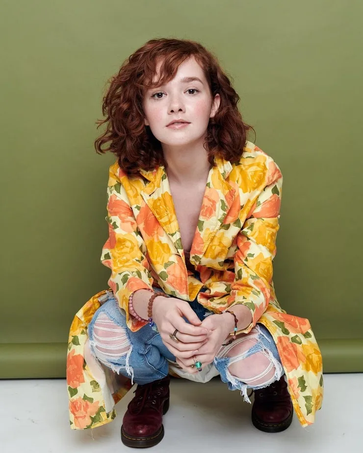 Taylor Richardson photo 3 — Average, Brown
