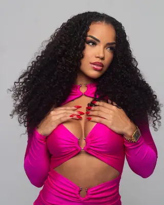 Tayna Bento photo 14 — Black, Athletic