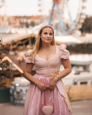Teresa Bauer photo 1 — German, Blonde