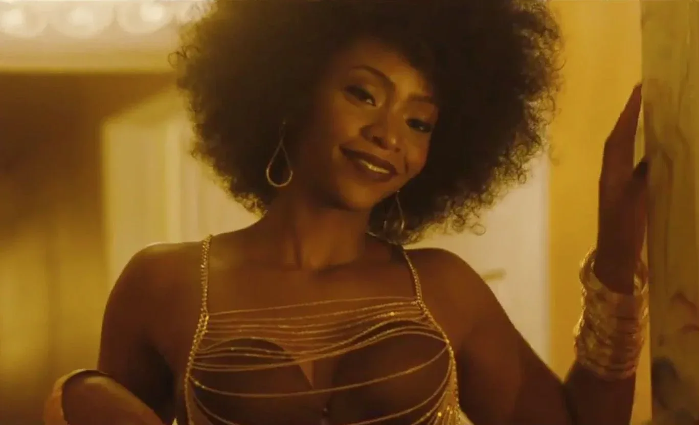 Teyonah Parris photo 4 — Brown, Black