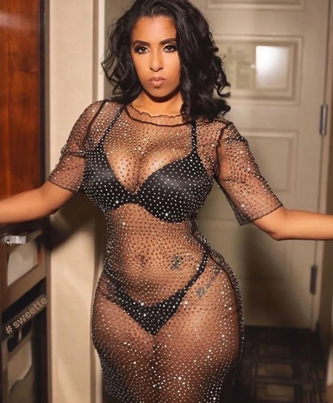 Thais Gonzalez — Actress, Artist, Business Woman, Glamour Model, Influencer, Musician, American