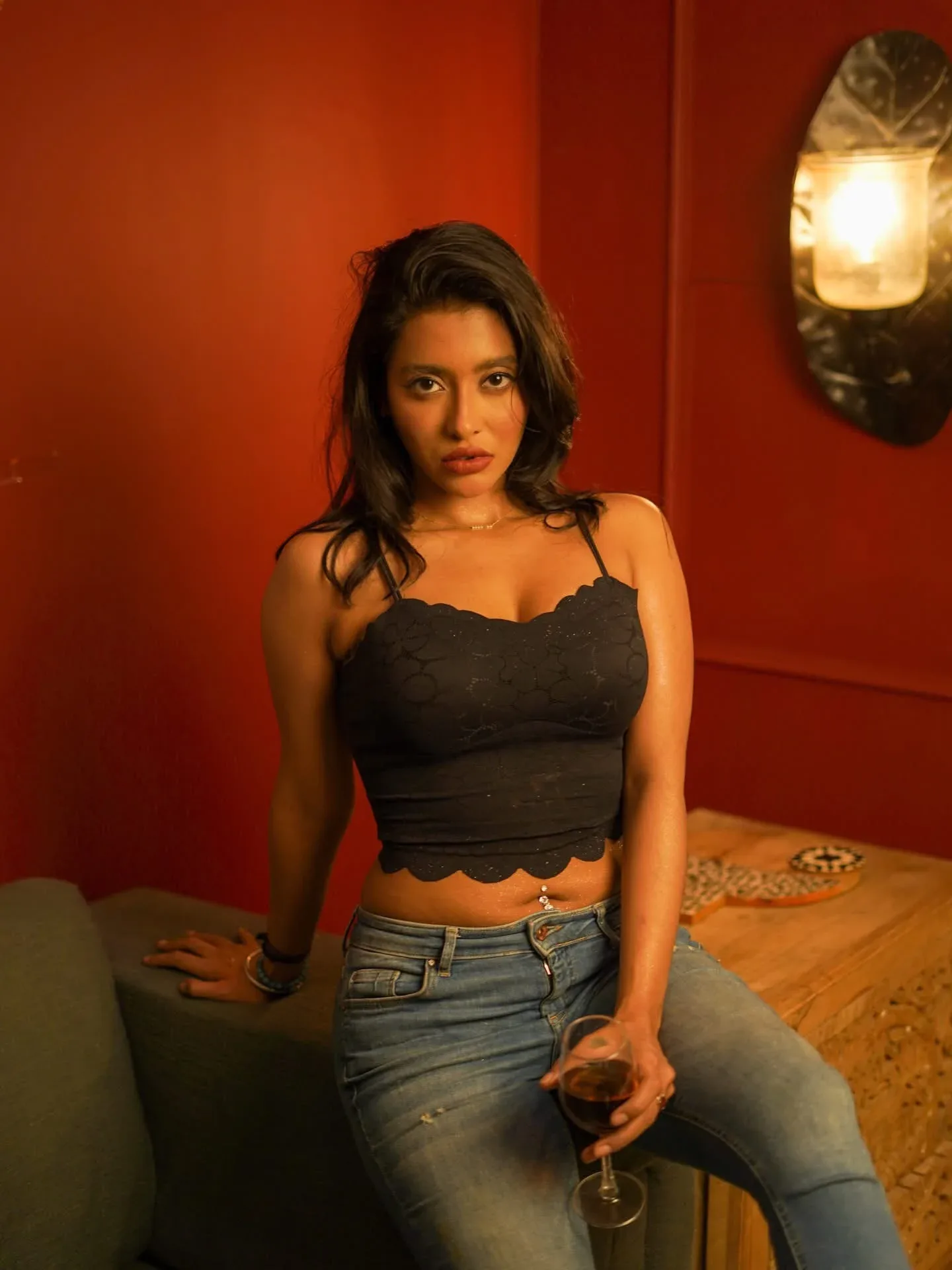 Thea D'suuza photo 1 — Indian, Black