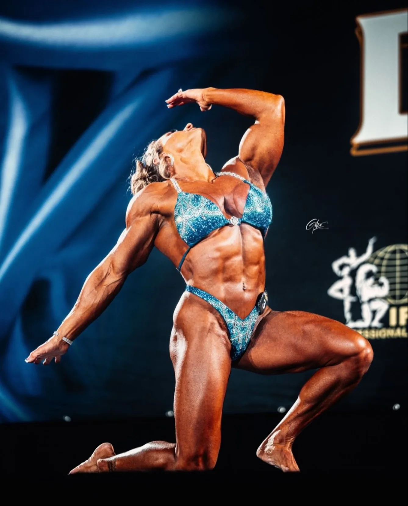 Theresa Ivancik photo 7 — American, Blonde