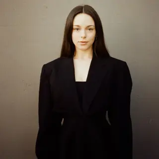 Tijan Marei photo 1 — German, Brown
