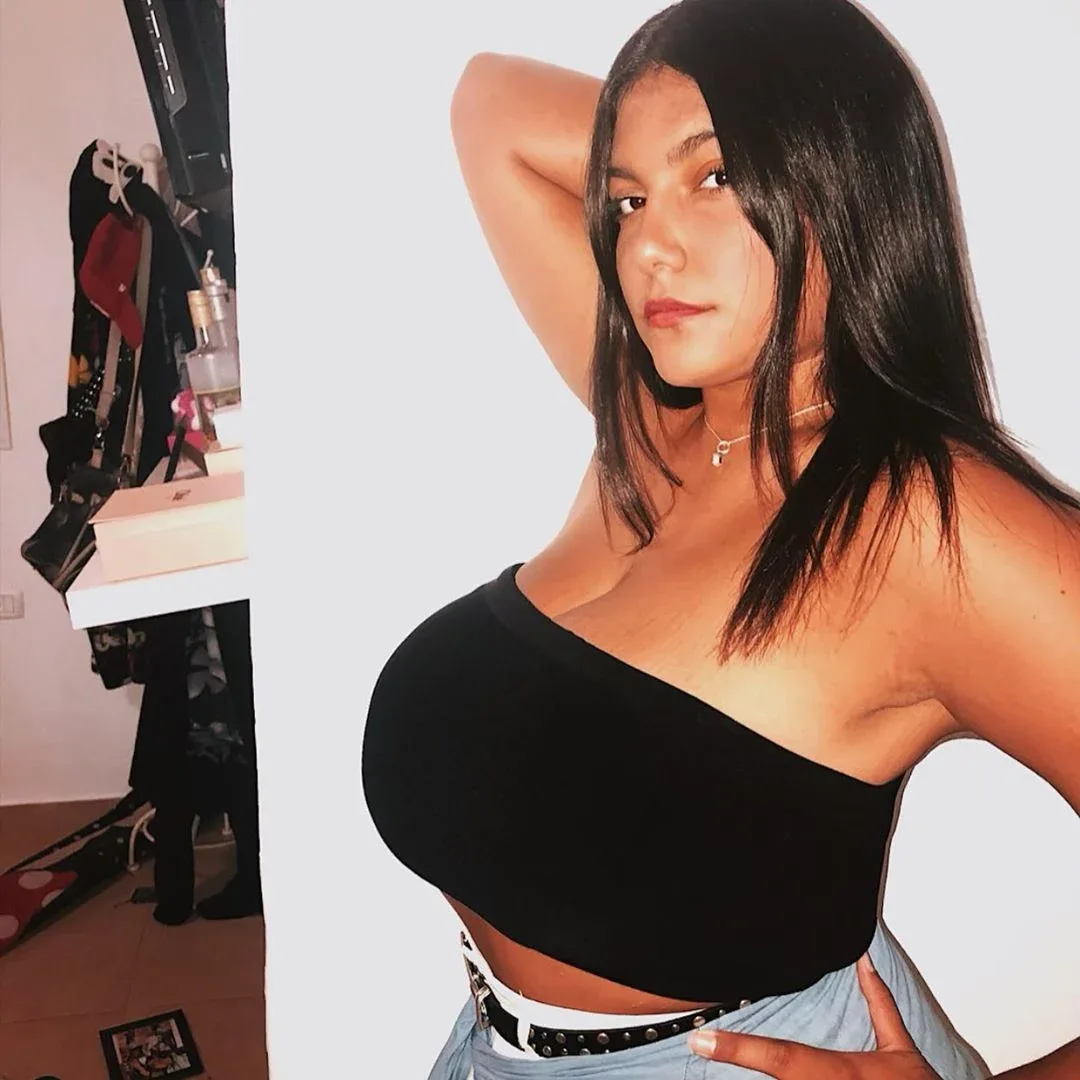 Tomer Asherian photo 3 — Chubby, Brown