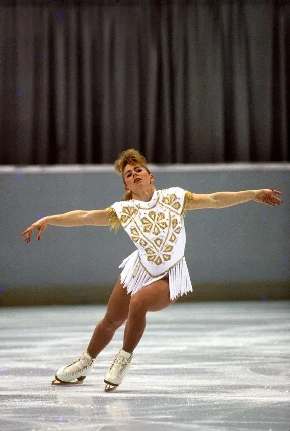 Tonya Harding photo 11 — Caucasian, Reality TV Star (former), Sportswoman: Bare-Knuckle Boxer (former), Sportswoman: Figure Skater (former)