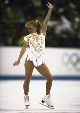 Tonya Harding photo 15 — Average, Blue