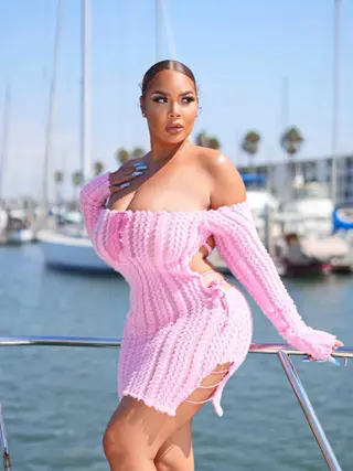 Toya Gauthier photo 8 — Brown, BBW