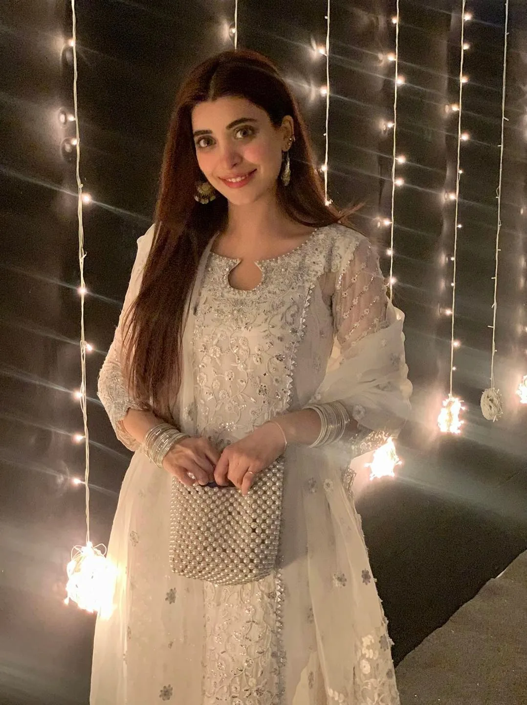 Urwa Hocane photo 3 — Average, Brown