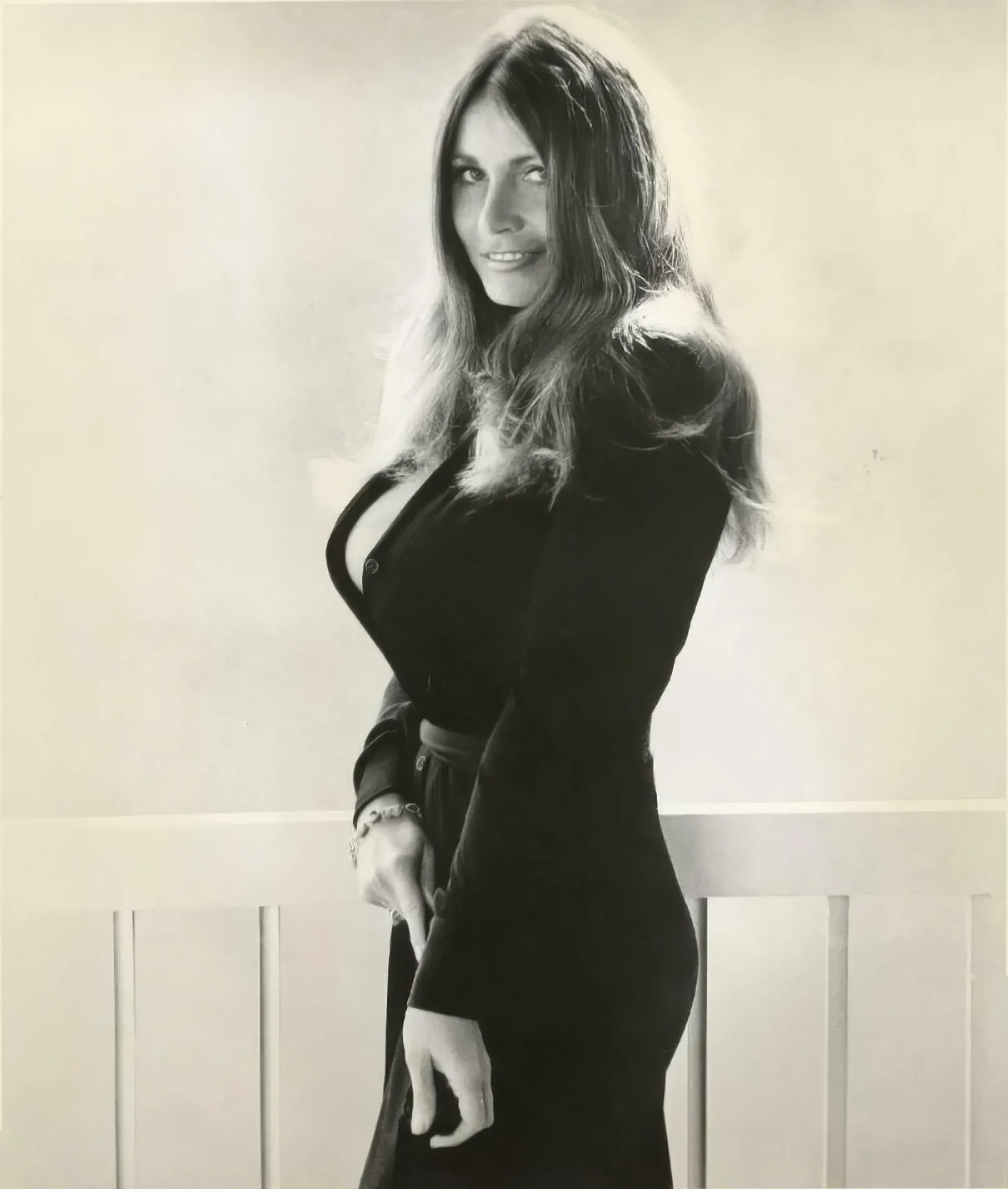 Uschi Digard photo 2 — Brown, Average