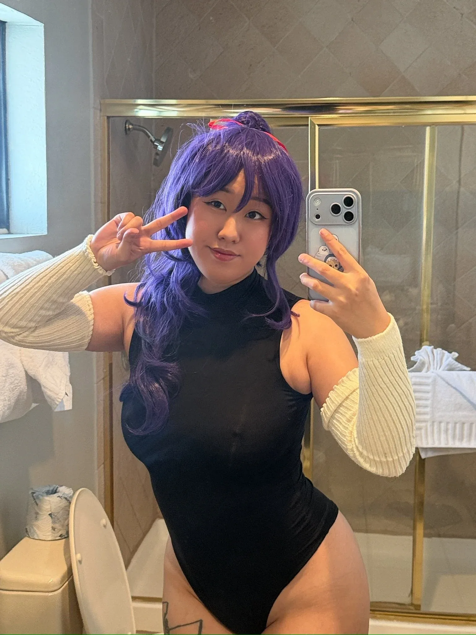 Uwu Tofu photo 13 — American),  (Vietnamese, Brown