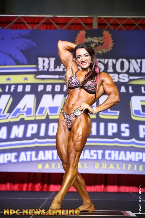 Valentina Mishina — Bodybuilder, Fitness Trainer, Influencer, Podcaster, YouTuber, Russian