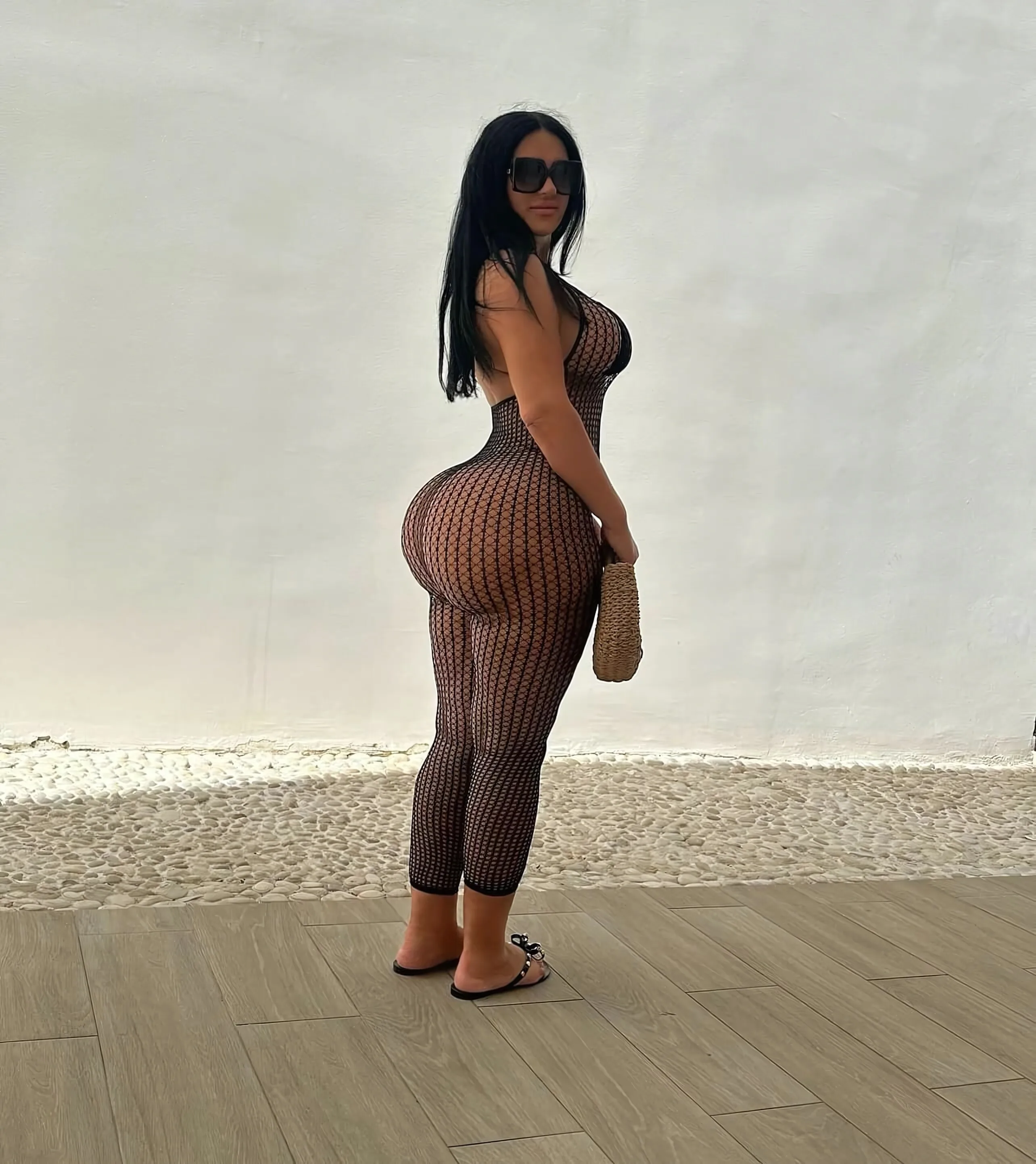 Valentina Yesenia photo 7 — Canadian, Black