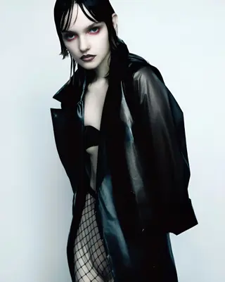 Valeria Chenskaya photo 13 — Russian, Brown