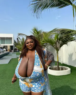 Vanessa Anietie photo 3 — Chubby, Hazel