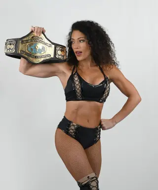 Vanessa Borne photo 14 — Brown, Athletic